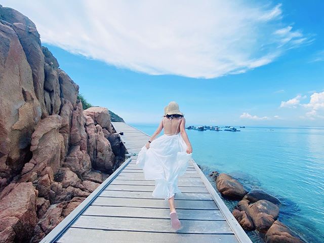 Bật mí tất tần tật về giá vé tham quan Hòn Khô Quy Nhơn: Đi càng đông giá càng rẻ - Ảnh 4. Bật mí tất tần tật về giá vé tham quan Hòn Khô Quy Nhơn: Đi càng đông giá càng rẻ - Ảnh 4.