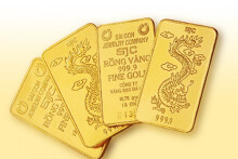Giá vàng SJC vượt mốc 56 triệu đồng/lượng, tăng hơn 1 triệu chỉ trong vòng vài tiếng