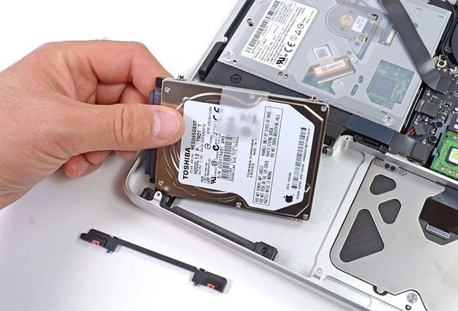 Những lỗi màn hình laptop thường gặp và cách khắc phục - Ảnh 3. Những lỗi màn hình laptop thường gặp và cách khắc phục - Ảnh 3.