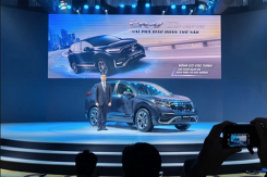 Bất chấp yêu cầu cấm tụ tập đông người, Honda vẫn tổ chức lễ ra mắt xe mới tại Hà Nội