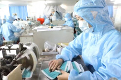 Đại gia chăn nuôi C.P sẽ sản xuất 1,2 triệu khẩu trang y tế/tháng