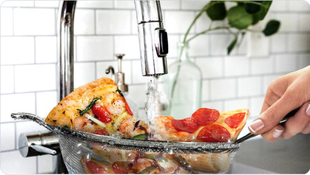Hãng đồ ăn nhanh 'cà khịa' BBC Food bằng hình ảnh 'vo' pizza - Ảnh 1. Hãng đồ ăn nhanh 'cà khịa' BBC Food bằng hình ảnh 'vo' pizza - Ảnh 1.