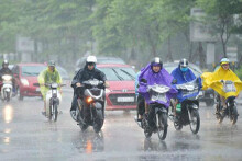 Dự báo thời tiết miền Bắc hôm nay 30/7: Hà Nội, Hải Phòng mưa dông, Bắc Bộ có nơi mưa vừa, mưa to