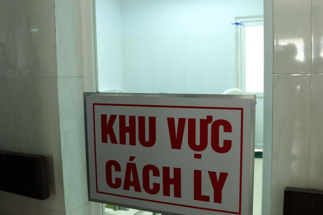 Bộ Y tế ra thông báo khẩn số 20, tìm những người cùng chuyến bay với các ca bệnh Covid-19 - Ảnh 1. Bộ Y tế ra thông báo khẩn số 20, tìm những người cùng chuyến bay với các ca bệnh Covid-19 - Ảnh 1.