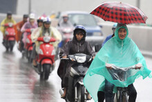 Dự báo thời tiết TP HCM hôm nay 31/7: TP HCM mưa dông và gió mạnh, Nam Bộ có nơi mưa to