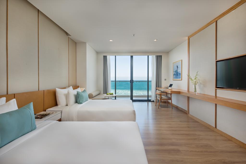 Top 7 khách sạn Đà Nẵng gần biển chuẩn 5 sao view đẹp giá chỉ từ 1,3 triệu đồng/đêm - Ảnh 3. Top 7 khách sạn Đà Nẵng gần biển chuẩn 5 sao view đẹp giá chỉ từ 1,3 triệu đồng/đêm - Ảnh 3.