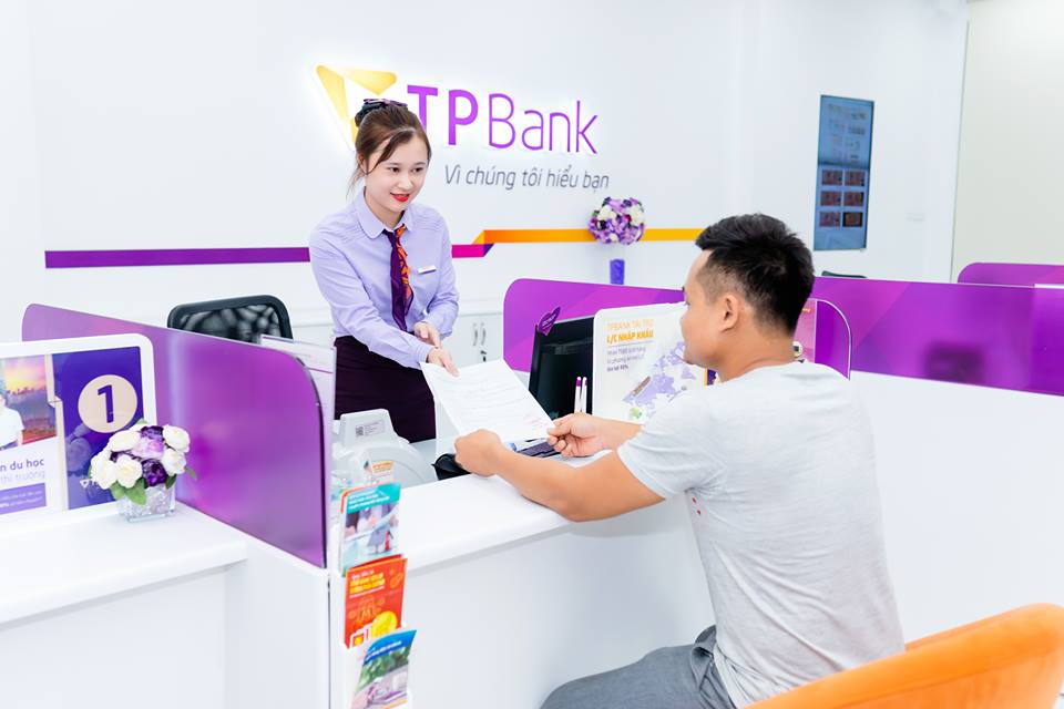 TPBank báo lãi trước thuế 2.034 tỉ đồng trong nửa đầu năm - Ảnh 1. TPBank báo lãi trước thuế 2.034 tỉ đồng trong nửa đầu năm - Ảnh 1.
