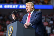 Tik Tok đối mặt rủi ro mới từ Tổng thống Donald Trump