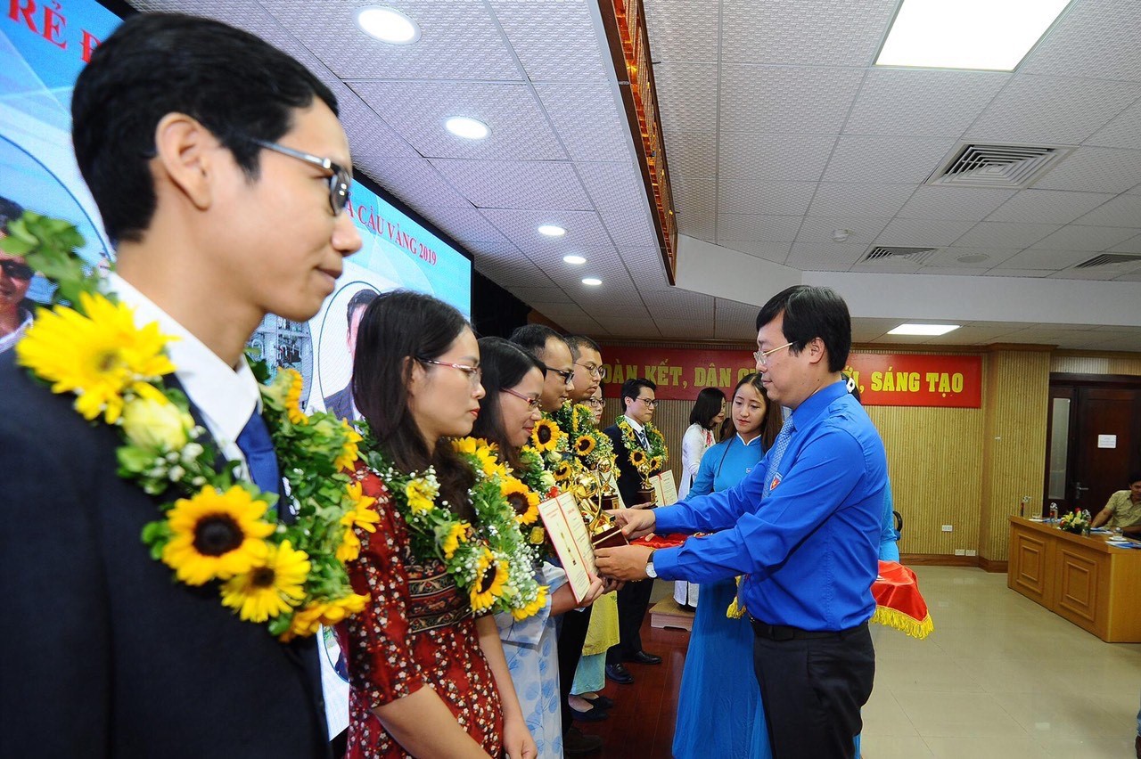 Tân Hiệp Phát lần thứ 9 đồng hành cùng giải thưởng Quả Cầu Vàng - Ảnh 1.