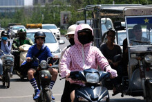 Dự báo thời tiết Hà Nội hôm nay 8/7: Nắng nóng gay gắt, nhiệt độ có thể chạm ngưỡng 40 độ