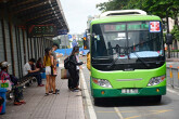 Người dân ở TP HCM sắp được đi xe buýt công nghệ, ngồi nhà đặt vé qua điện thoại