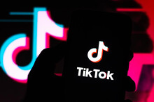 Tổng thống Trump tuyên bố cấm TikTok tại Mỹ