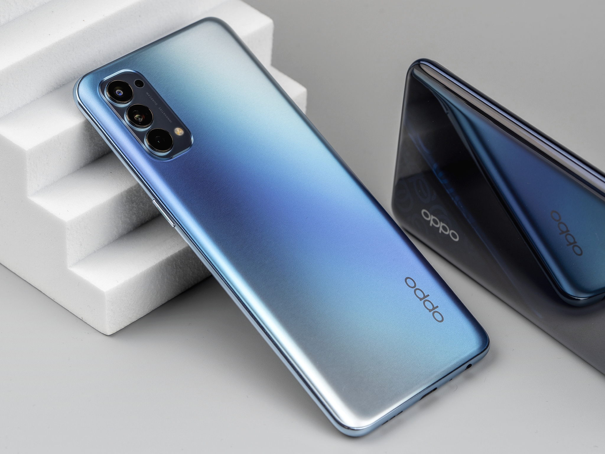 OPPO Reno4 và Reno4 Pro nhận ngàn đơn hàng có cọc khi chưa có giá chính thức - Ảnh 1. OPPO Reno4 và Reno4 Pro nhận ngàn đơn hàng có cọc khi chưa có giá chính thức - Ảnh 1.