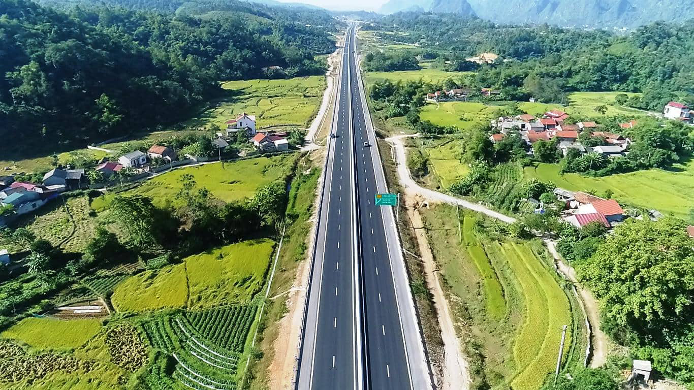 Phê duyệt đầu tư 20.939 tỉ đồng xây dựng cao tốc Đồng Đăng - Trà Lĩnh - Ảnh 1. Phê duyệt đầu tư 20.939 tỉ đồng xây dựng cao tốc Đồng Đăng - Trà Lĩnh - Ảnh 1.