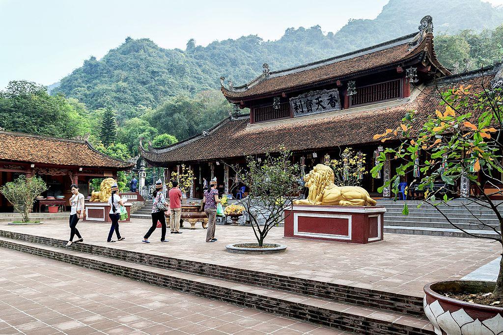 Du lịch tâm linh là gì? Bật mí những địa điểm du lịch tâm linh nổi tiếng trong và ngoài nước - Ảnh 4.