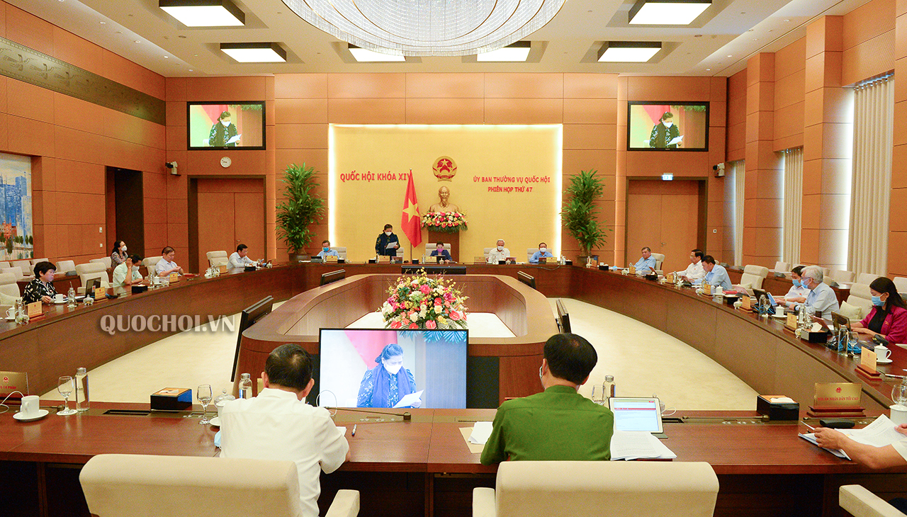 Bộ Công an đề nghị sổ hộ khẩu hết giá trị từ 1/7/2021 - Ảnh 1. Bộ Công an đề nghị sổ hộ khẩu hết giá trị từ 1/7/2021 - Ảnh 1.