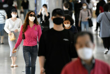Dù có triệu chứng hay không, lượng virus ở các bệnh nhân Covid-19 là ngang nhau