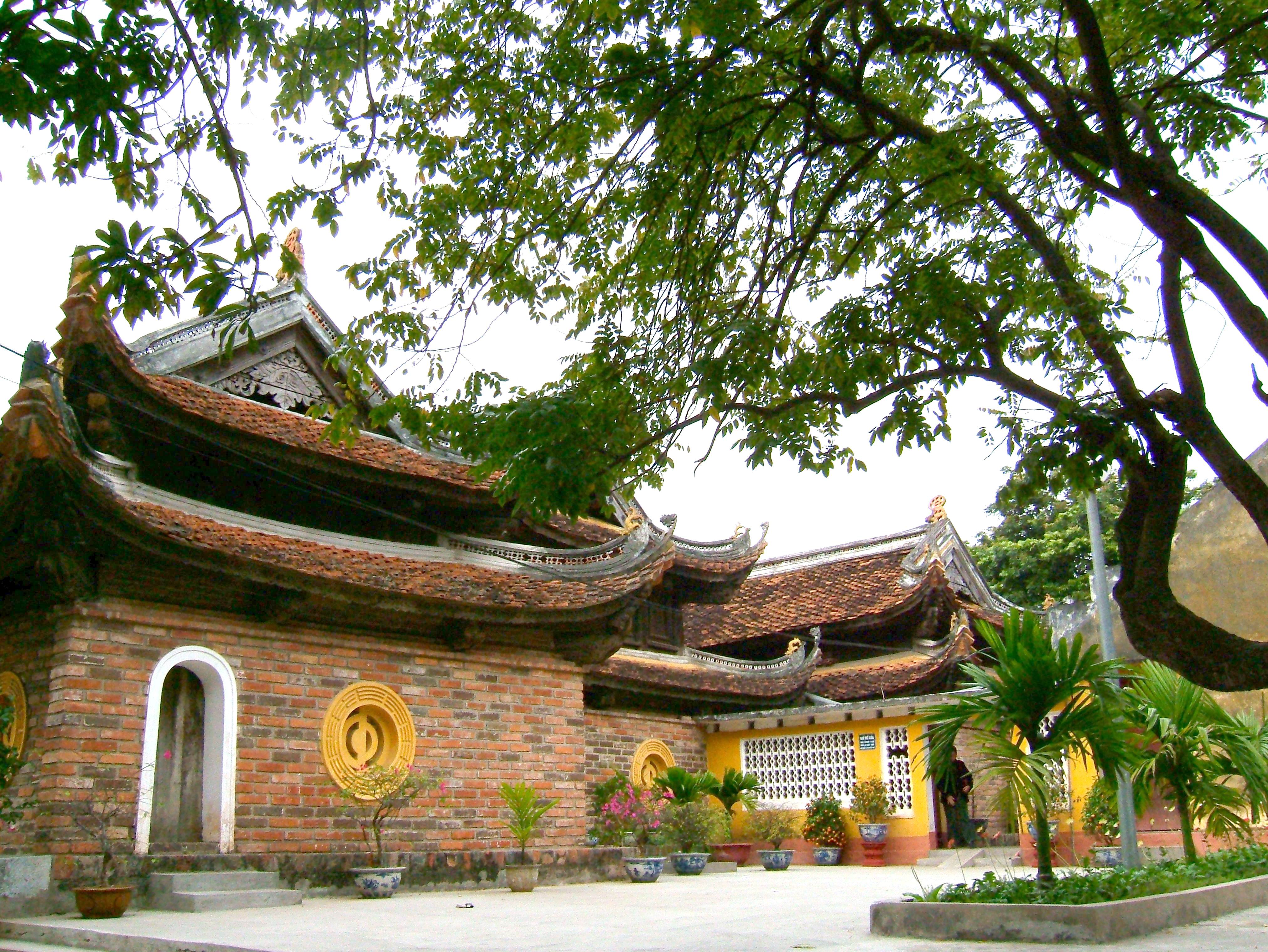 Cầu nhân duyên, phước lành, đừng quên ghé thăm 9 ngôi chùa linh thiêng nổi tiếng tại Hà Nội - Ảnh 3. Cầu nhân duyên, phước lành, đừng quên ghé thăm 9 ngôi chùa linh thiêng nổi tiếng tại Hà Nội - Ảnh 3.