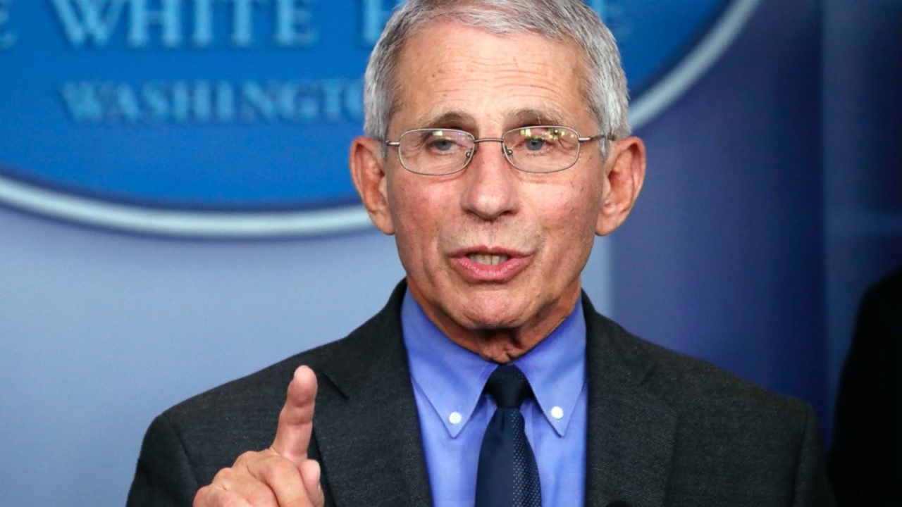 Tiến sĩ Anthony Fauci hoài nghi vắc xin của Nga vì nghiên cứu 'kín như bưng' - Ảnh 1. Tiến sĩ Anthony Fauci hoài nghi vắc xin của Nga vì nghiên cứu 'kín như bưng' - Ảnh 1.