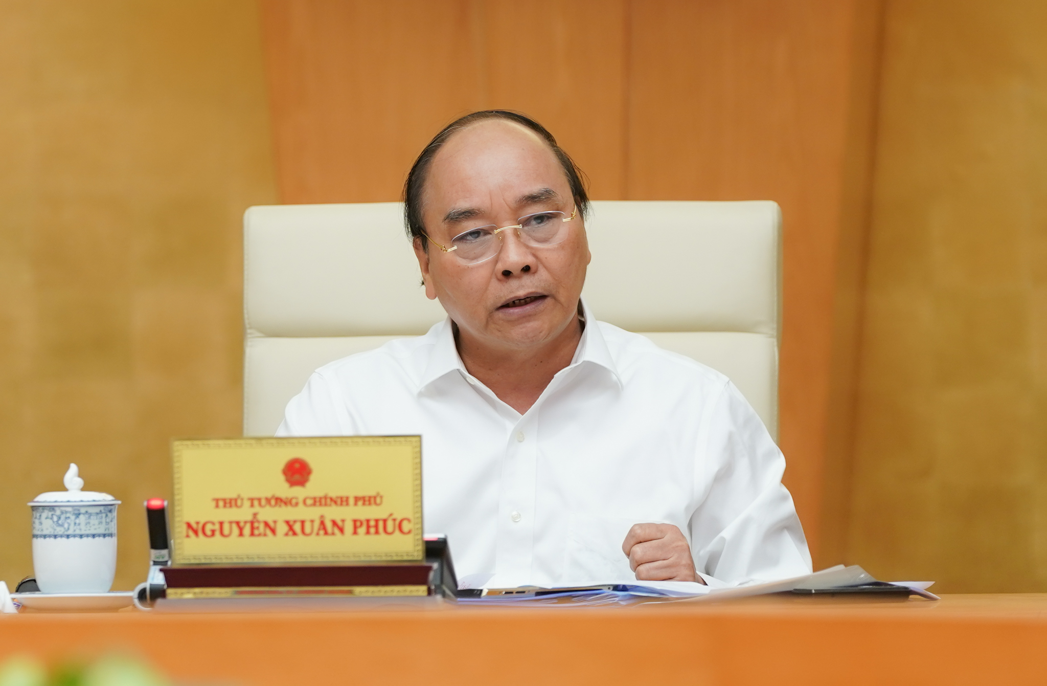 Thủ tướng: Phòng, chống dịch nhưng không thể đóng cửa mọi hoạt động - Ảnh 1. Thủ tướng: Phòng, chống dịch nhưng không thể đóng cửa mọi hoạt động - Ảnh 1.