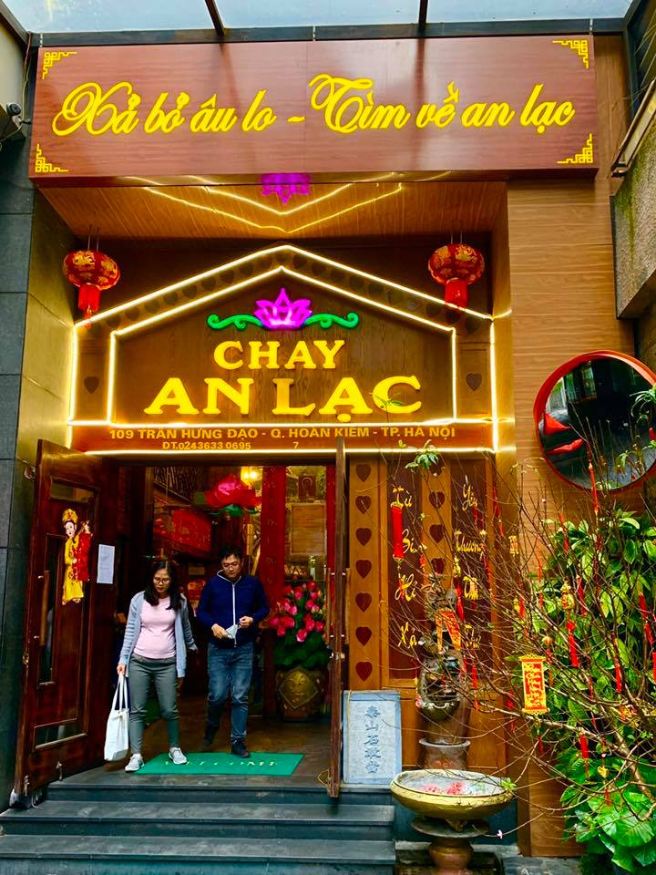 Điểm danh những nhà hàng chay 'thơm ngon nức tiếng' giữa lòng Hà Nội - Ảnh 6. Điểm danh những nhà hàng chay 'thơm ngon nức tiếng' giữa lòng Hà Nội - Ảnh 6.