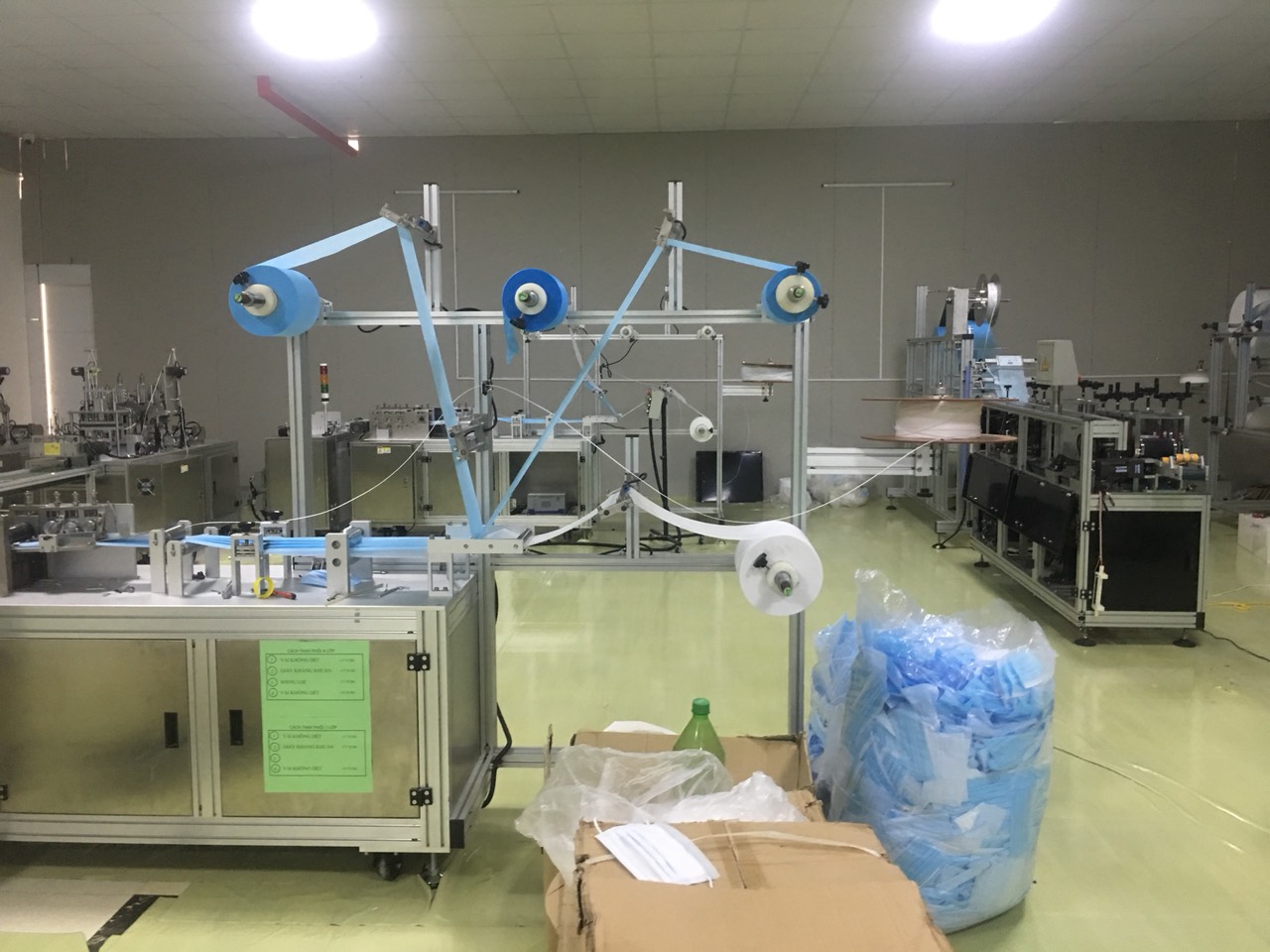 Phát hiện hơn 400.000 khẩu trang không rõ nguồn gốc tại TP HCM. (Ảnh: Cục QLTT). Phát hiện hơn 400.000 khẩu trang không rõ nguồn gốc tại TP HCM. (Ảnh: Cục QLTT).