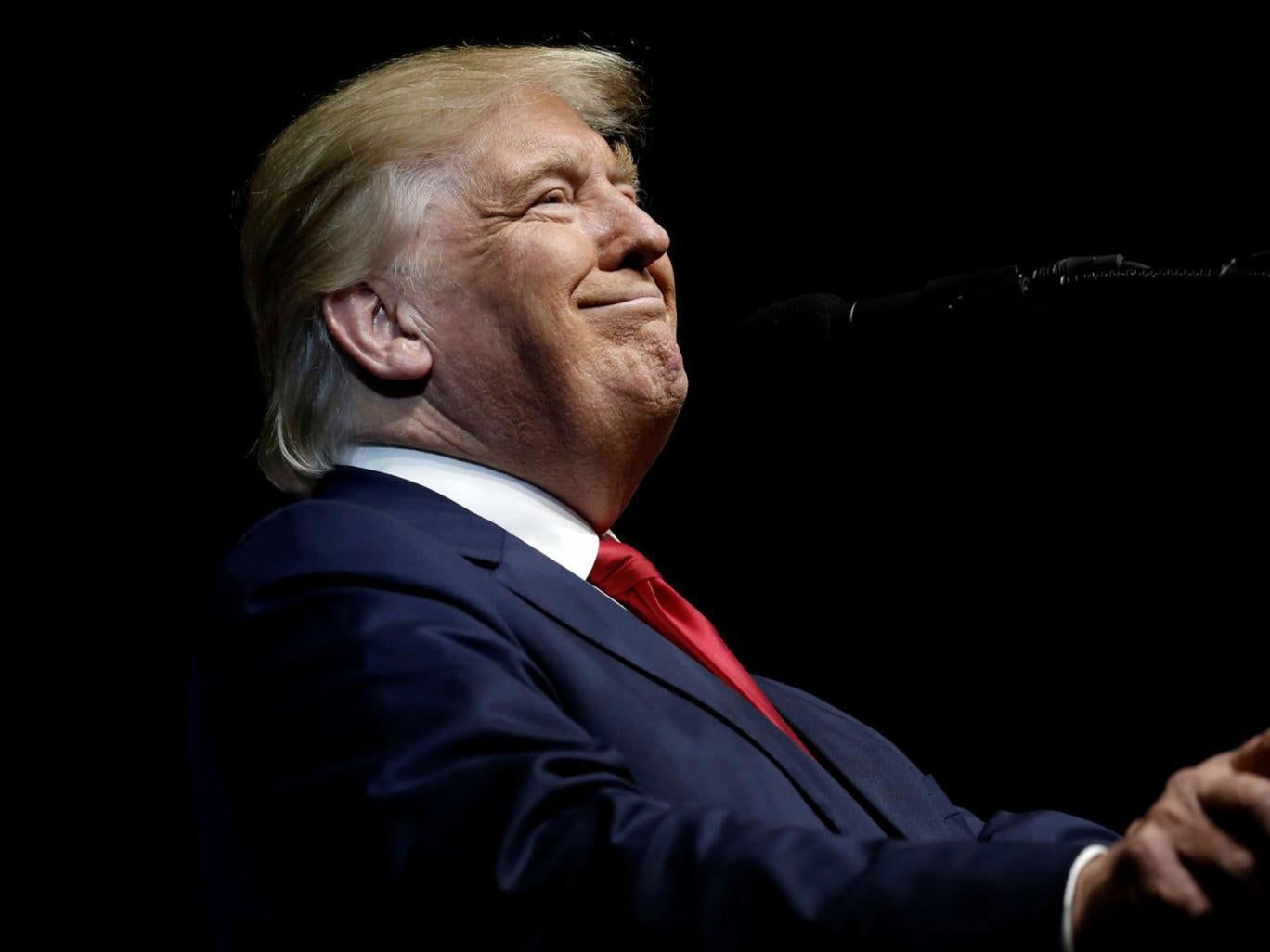 Ông Trump tự mãn: Trung Quốc mua hàng hóa Mỹ để cố làm tôi vui lòng - Ảnh 1. Ông Trump tự mãn: Trung Quốc mua hàng hóa Mỹ để cố làm tôi vui lòng - Ảnh 1.
