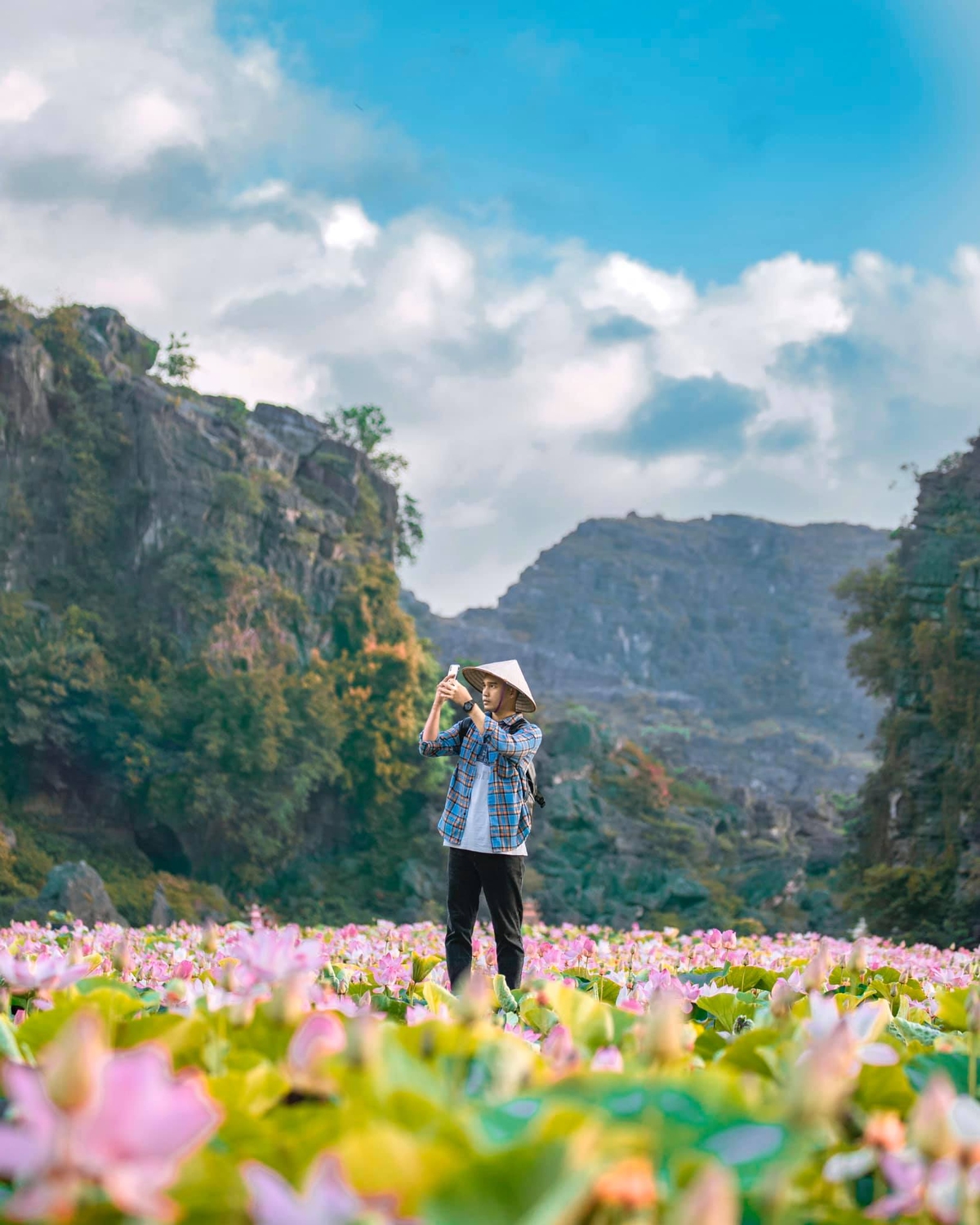 Loạt trải nghiệm khó quên tại danh thắng Tràng An, ‘Vịnh Hạ Long trên cạn’ của Ninh Bình - Ảnh 19. Loạt trải nghiệm khó quên tại danh thắng Tràng An, ‘Vịnh Hạ Long trên cạn’ của Ninh Bình - Ảnh 19.
