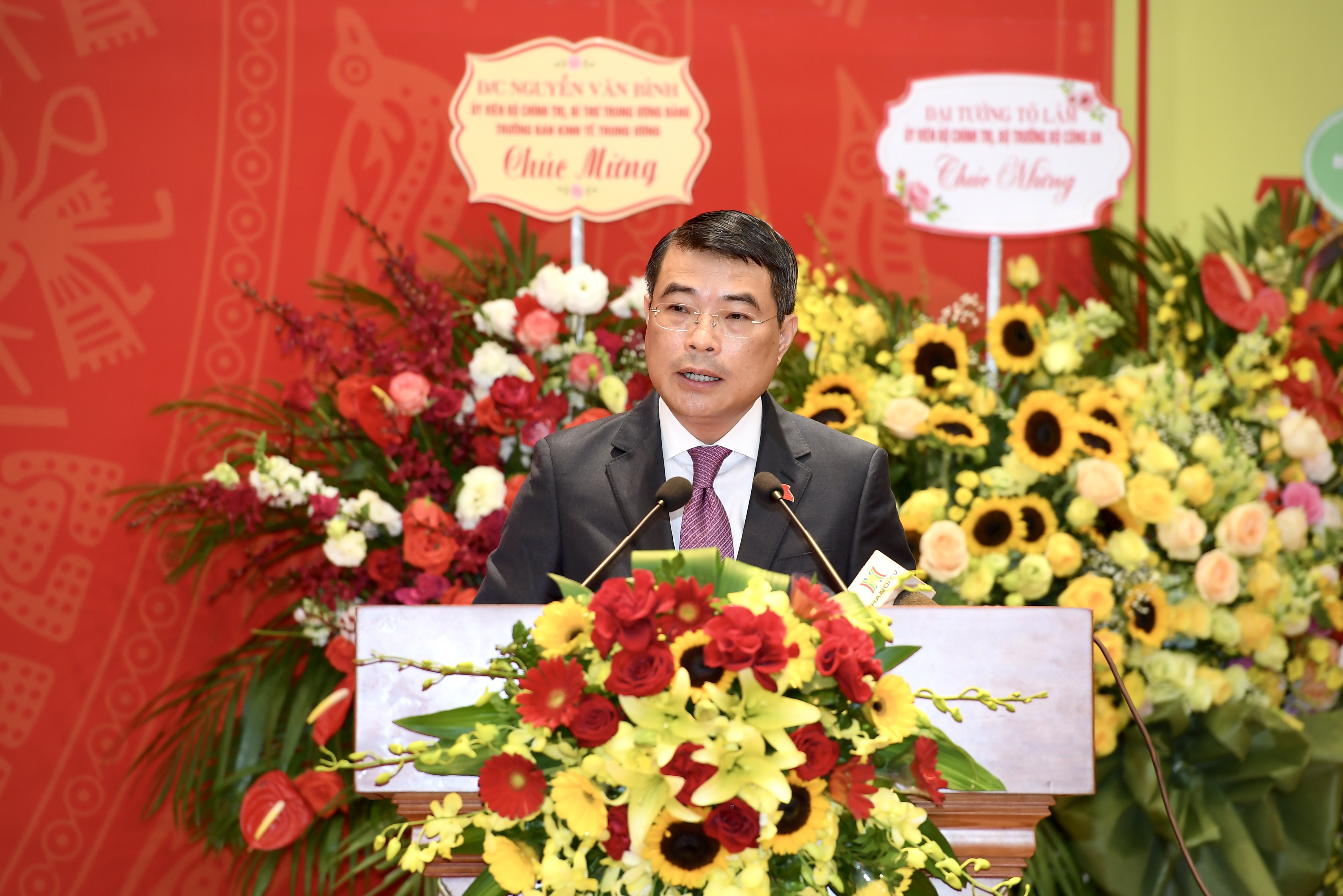 Thống đốc NHNN: Dự trữ ngoại hối tăng lên gần gấp 3 lần so với năm 2015 - Ảnh 1.