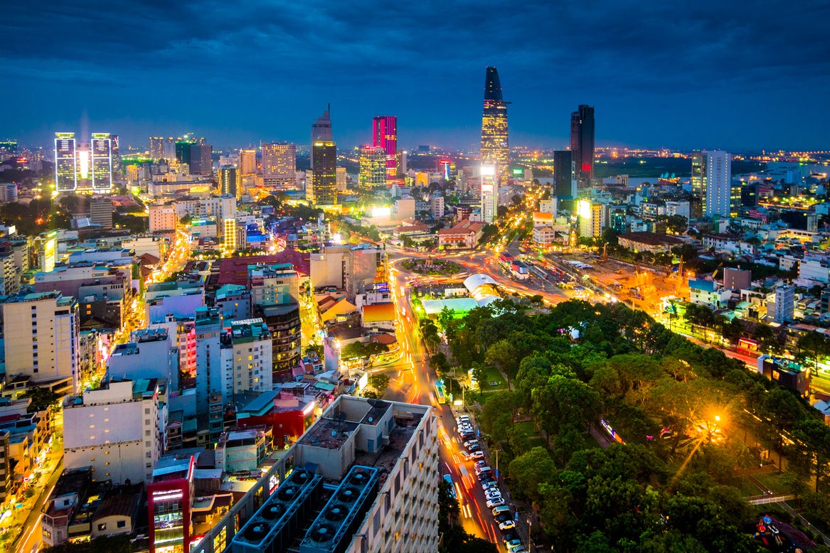 Việt Nam nằm trong top 10 quốc gia hàng đầu đáng để đầu tư - Ảnh 1. Việt Nam nằm trong top 10 quốc gia hàng đầu đáng để đầu tư - Ảnh 1.
