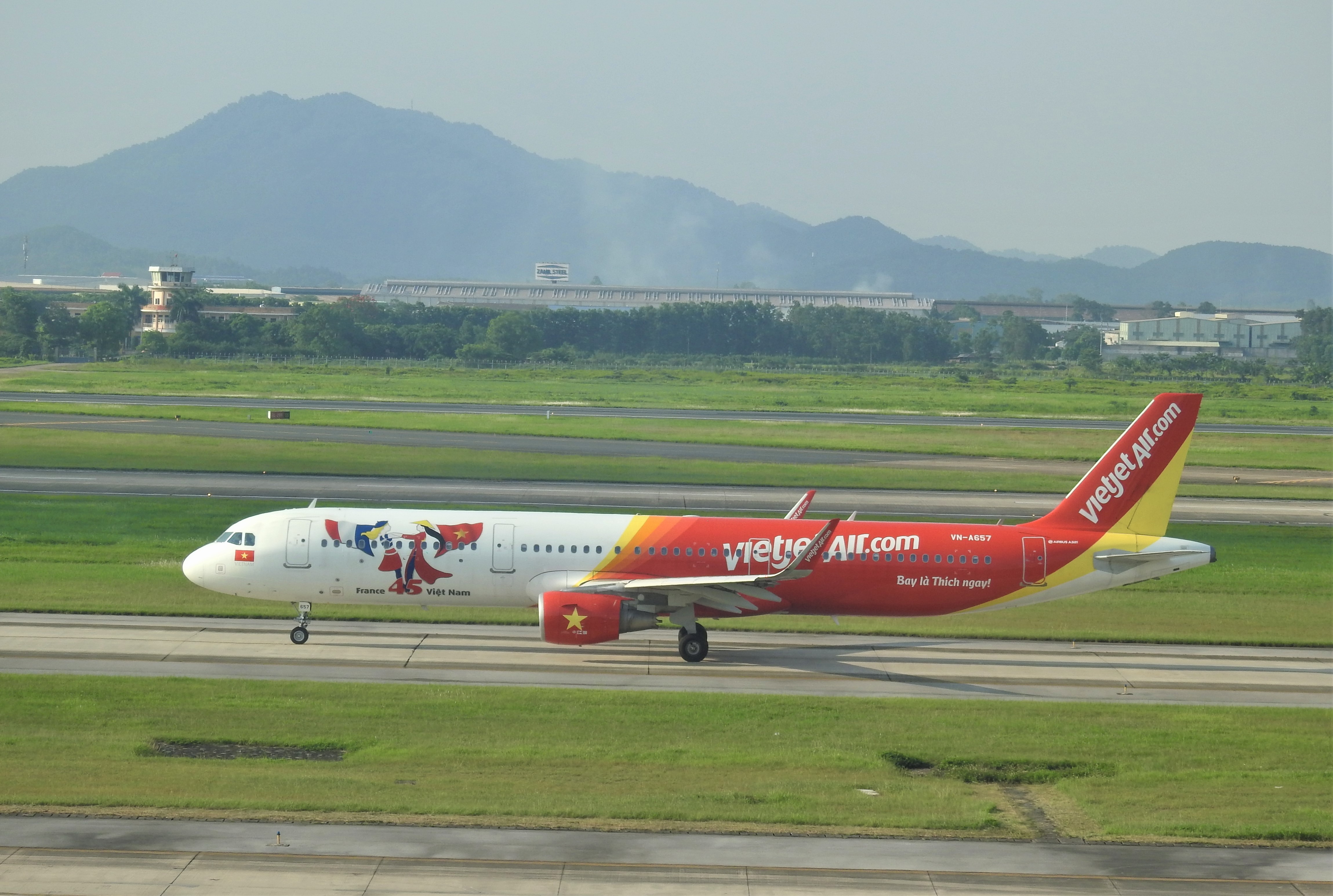 Vietjet lãi hơn 1.000 tỉ đồng nhờ hoạt động tài chính và kinh doanh tàu bay - Ảnh 1. Vietjet lãi hơn 1.000 tỉ đồng nhờ hoạt động tài chính và kinh doanh tàu bay - Ảnh 1.