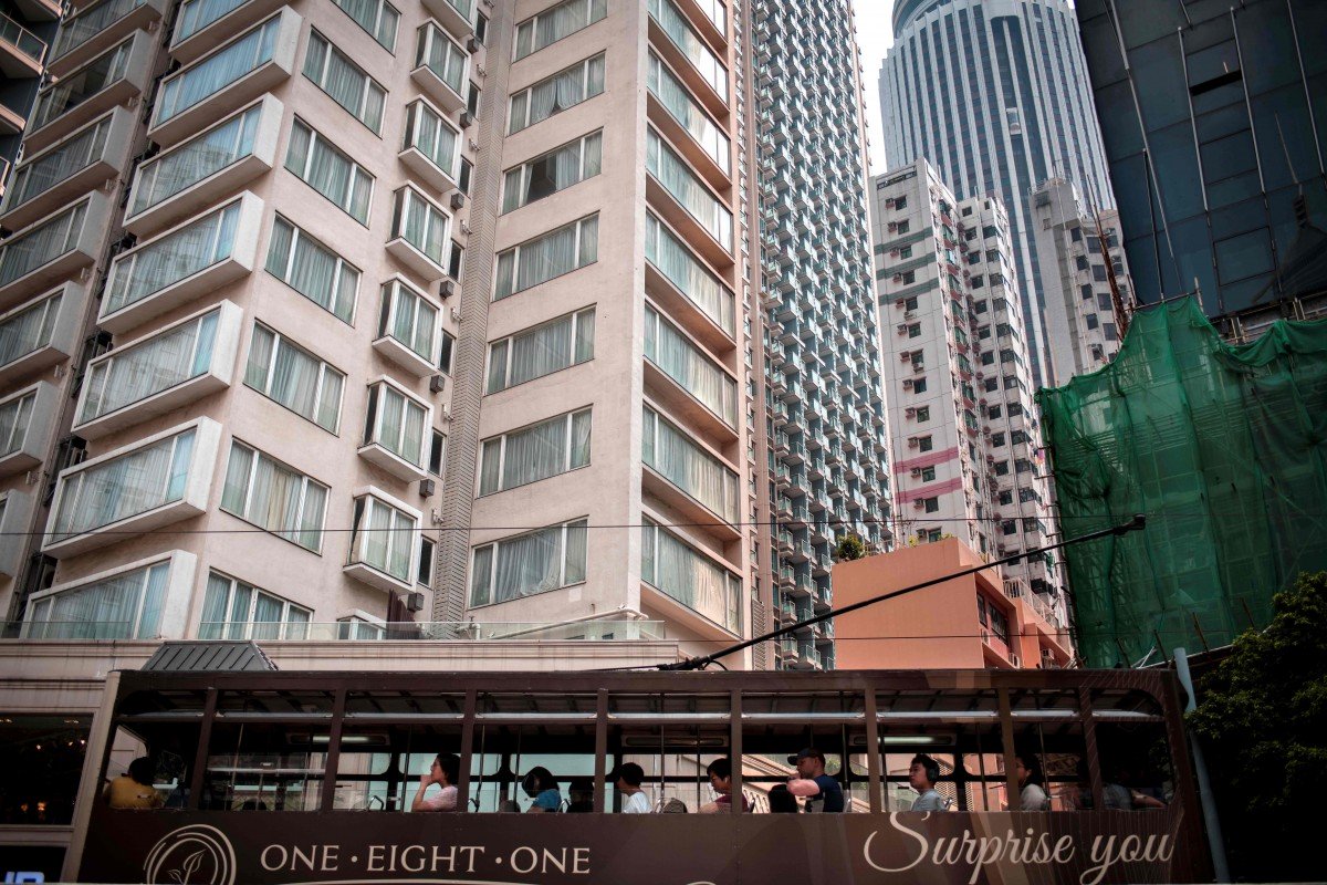 Kinh tế sa sút buộc giới nhà giàu Trung Quốc bán tháo bất động sản cao cấp ở Hong Kong, chấp nhận lỗ nặng - Ảnh 1. Kinh tế sa sút buộc giới nhà giàu Trung Quốc bán tháo bất động sản cao cấp ở Hong Kong, chấp nhận lỗ nặng - Ảnh 1.