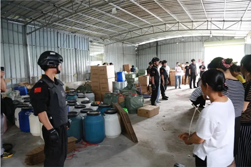 Mĩ phẩm hàng hiệu Nhật Bản giá 30.000 đồng, chúng có thể là đồ giả! - Ảnh 1.