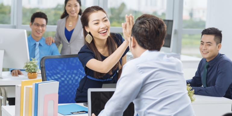 Thế hệ mất mát ở châu Á vì COVID-19 - Ảnh 1.