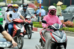 Thời tiết TP HCM hôm nay 24/8: Ngày nắng nóng, đêm không mưa, Cần Thơ chiều tối có mưa vài nơi