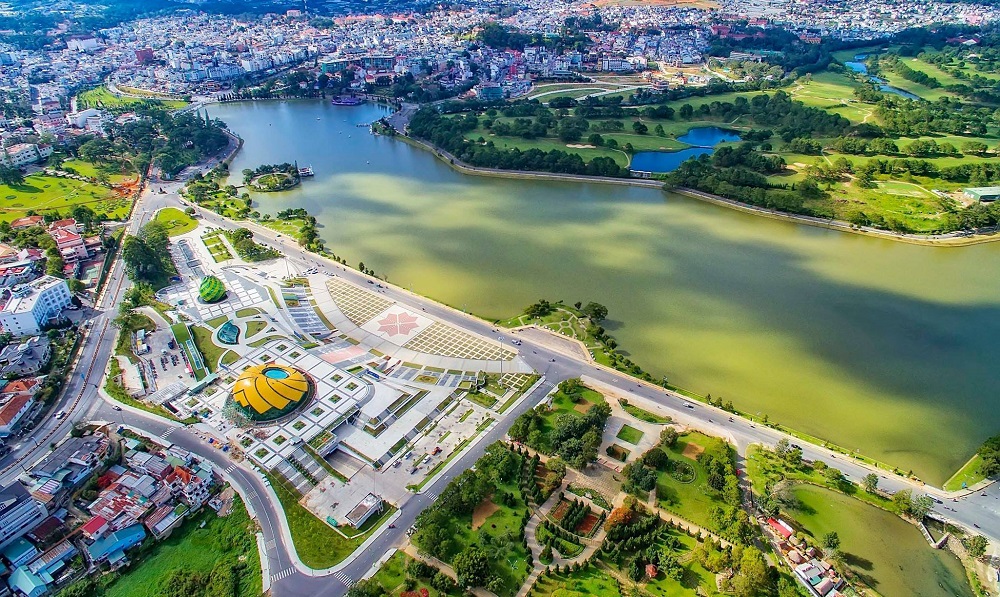 Văn Phú Invest đề xuất đầu tư sân bay Lộc Phát tại Lâm Đồng - Ảnh 1. Văn Phú Invest đề xuất đầu tư sân bay Lộc Phát tại Lâm Đồng - Ảnh 1.