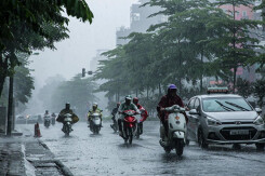 Thời tiết Hà Nội hôm nay 26/8: Ngày nắng nóng, đêm có mưa rào và dông, Hải Phòng sáng sớm có mưa