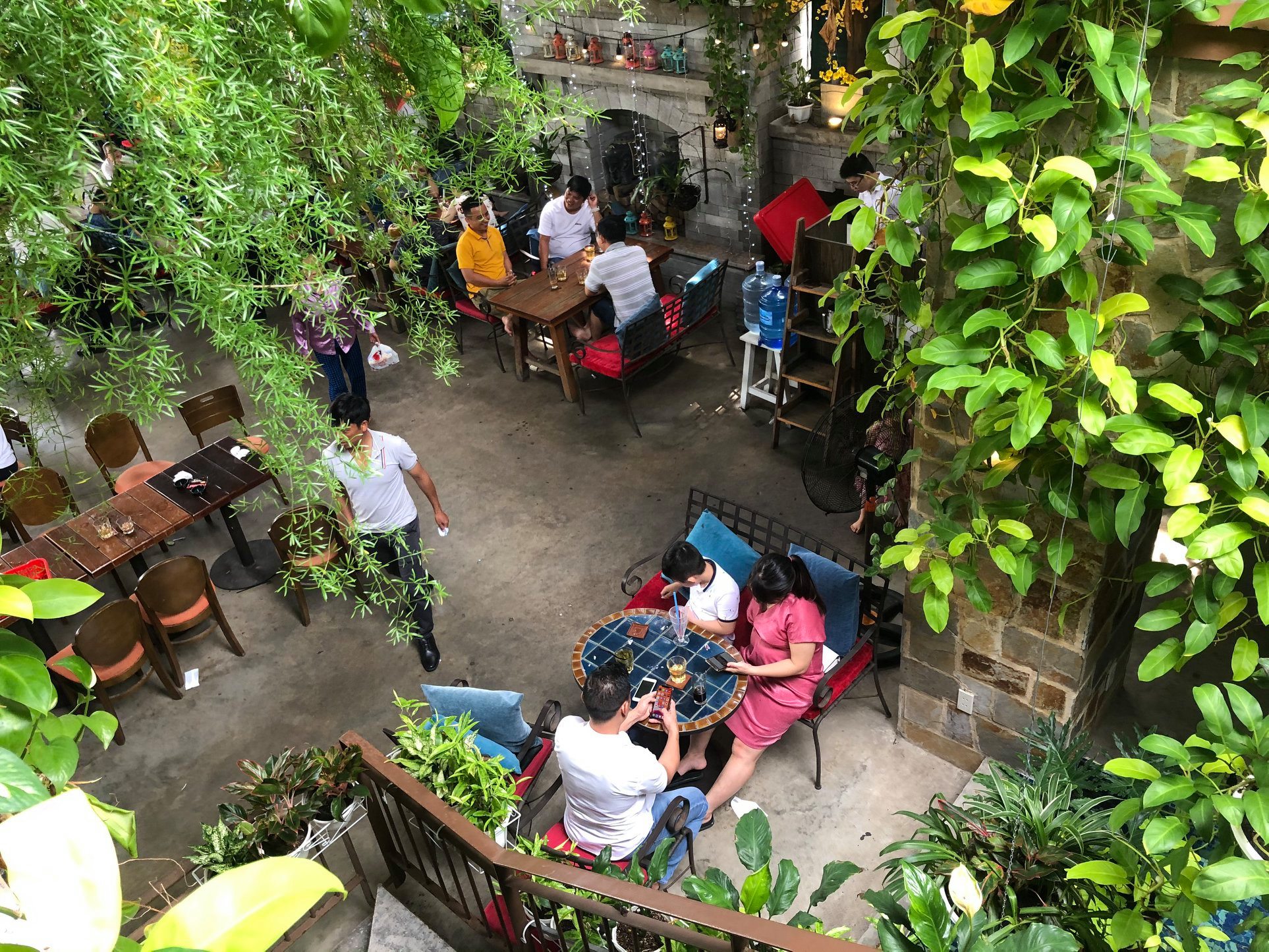 Top những quán cafe lí tưởng để thư giãn trong dịp nghỉ lễ 2/9 - Ảnh 19. Top những quán cafe lí tưởng để thư giãn trong dịp nghỉ lễ 2/9 - Ảnh 19.