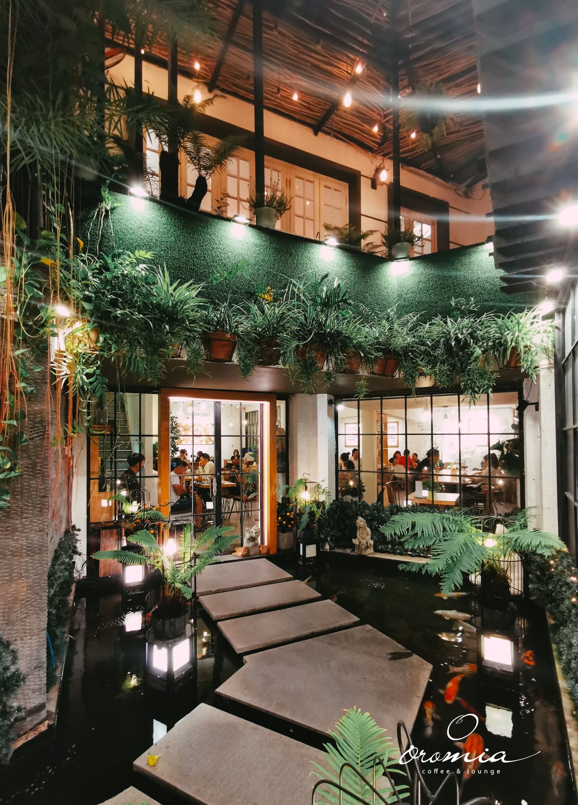 Top những quán cafe lí tưởng để thư giãn trong dịp nghỉ lễ 2/9 - Ảnh 2. Top những quán cafe lí tưởng để thư giãn trong dịp nghỉ lễ 2/9 - Ảnh 2.