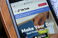 Trước khi bắt tay với Microsoft, Walmart thương lượng với SoftBank và Google để thâu tóm TikTok tại Mỹ
