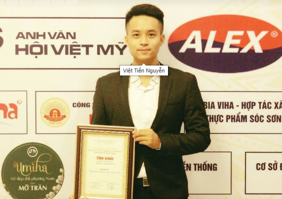 Bán hàng với giá cao hơn đối thủ gần 50 lần, doanh thu của công ty sản xuất mỡ trăn vẫn tăng đều - Ảnh 2.
