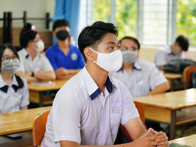 Thi tốt nghiệp THPT mùa dịch Covid-19 phải đảm bảo an toàn. (Ảnh: Độc Lập/Thanh Niên). Thi tốt nghiệp THPT mùa dịch Covid-19 phải đảm bảo an toàn. (Ảnh: Độc Lập/Thanh Niên).