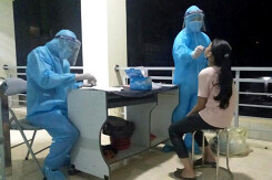 Nghệ An: 4 người đi cùng xe với BN 566 và BN 620 âm tính với SARS-CoV 2