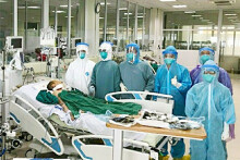 Tình hình Covid-19: 13 bệnh nhân diễn biến nặng, nguy kịch