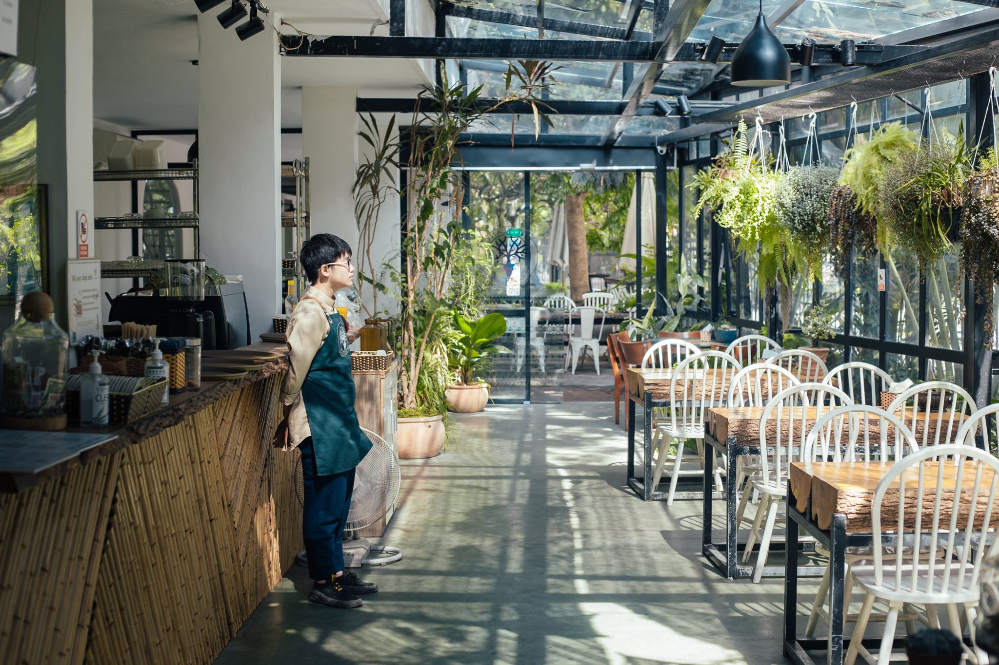 Tận hưởng dịp nghỉ lễ 2/9 với 5 quán cafe view xanh mát, thoáng đãng tại Hà Nội - Ảnh 17. Tận hưởng dịp nghỉ lễ 2/9 với 5 quán cafe view xanh mát, thoáng đãng tại Hà Nội - Ảnh 17.