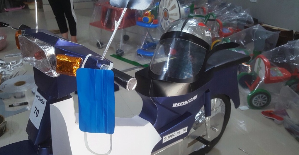 Nghịch lí thị trường: Trăm nghìn thỏi vàng, trang sức, quần áo rẻ mà vẫn ế 'chỏng chơ' - Ảnh 6. Nghịch lí thị trường: Trăm nghìn thỏi vàng, trang sức, quần áo rẻ mà vẫn ế 'chỏng chơ' - Ảnh 6.