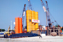 Fecon báo lợi nhuận giảm 74% trong quí II