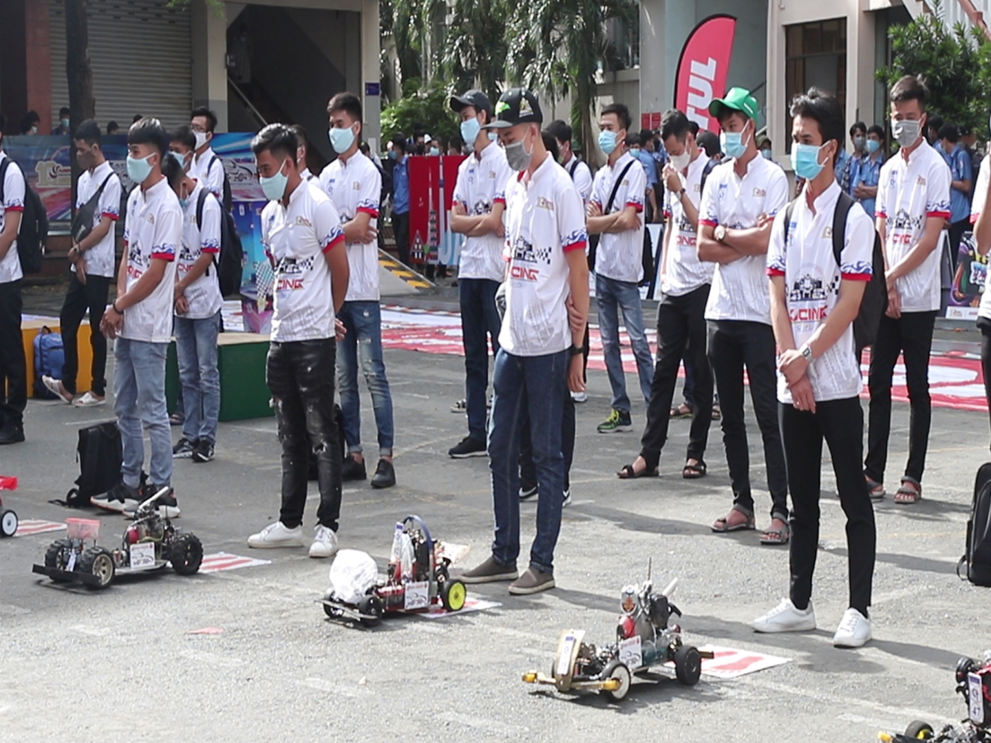 Ứng dụng IoT vào cuộc đua xe ô tô mô hình tự chế của sinh viên - Ảnh 1. Ứng dụng IoT vào cuộc đua xe ô tô mô hình tự chế của sinh viên - Ảnh 1.