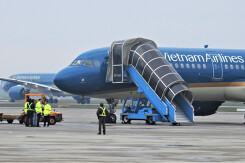 Vietnam Airlines ước lỗ gần 15.200 tỉ đồng năm 2020