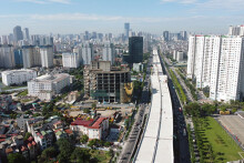 Người 'bán lúa non', kẻ chờ gom đất rẻ